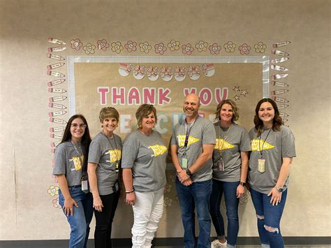Redding... - Redding Elementary, Seymour Community Schools