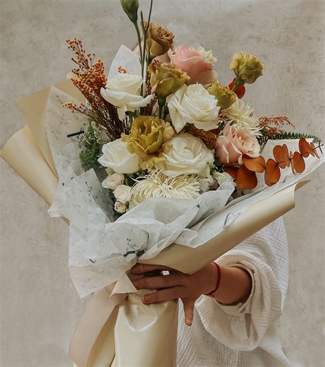 Aurora Flowers & Co – Aurora Flowers & Co
