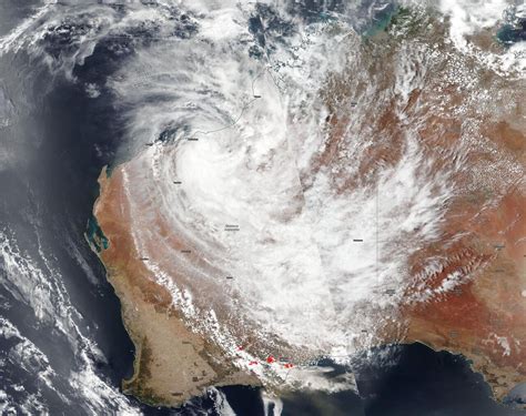 NASA-NOAA satellite catches Tropical Cyclone Blake and western Australia fires