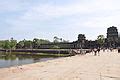 categorycauseway   angkor wat wikimedia commons