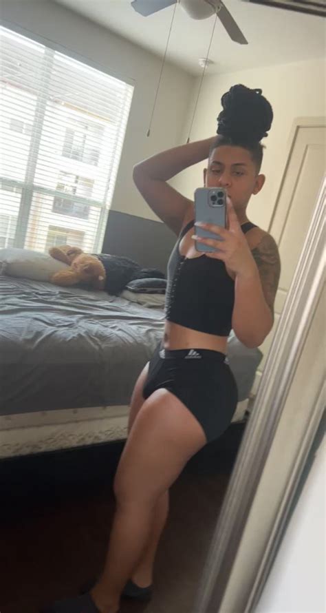 OnlyFans Trans Femboy Ebony Krisdabarb Nude Photo Thefappening