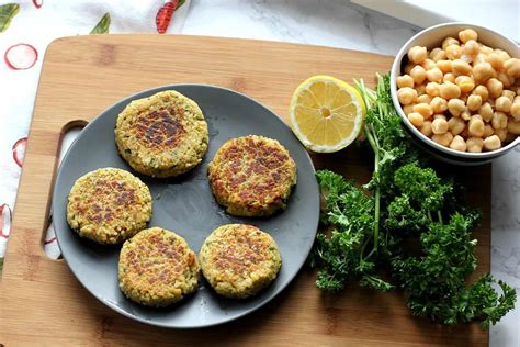 Easy Vegan Falafel Recipe Uk Dandk Organizer