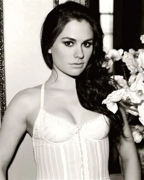 Anna Paquin Hot And Sexy Bikini Pictures Woophy