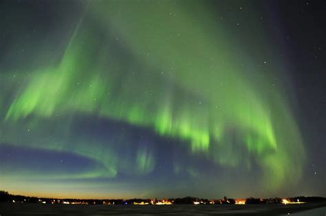 Finland: Aurora Borealis photographed in April 2021 by Nic Holland