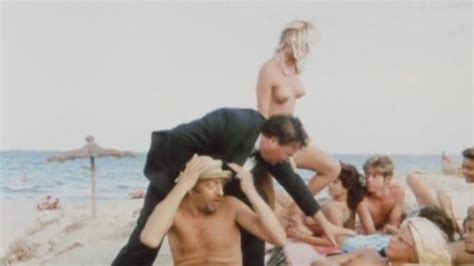 Isa Haller Nude Pics Page 1