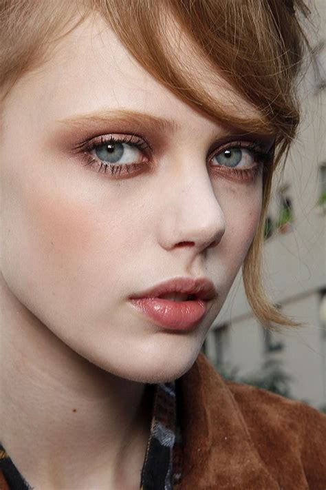 Smokey Eyes Nude Ecco Il Nuovo Trend Make Up Sofisticato E Ad Effetto Fem