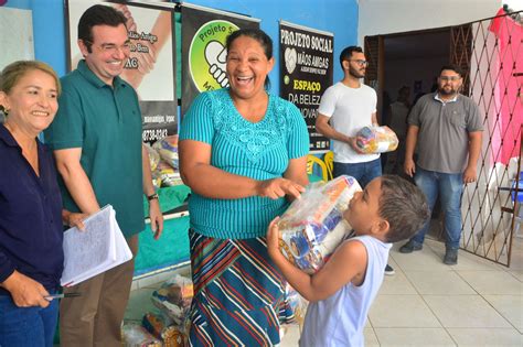 Campanha Natal Solid Rio Entrega Cestas B Sicas Para Fam Lias Carentes