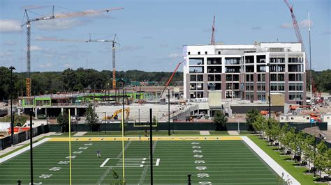 Breakthrough leaving downtown Green Bay; Community Foundation buying space