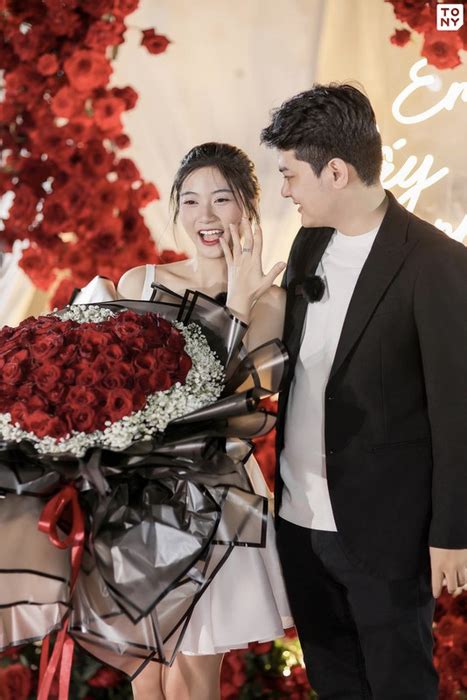 Hot Girl N I Ti Ng Ng Clip Chia Tay B N Trai Ch N Ng M Gi Ng