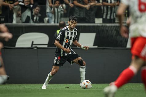 Deyverson Brilha Atlético Mg Goleia River Plate E Abre Vantagem Na