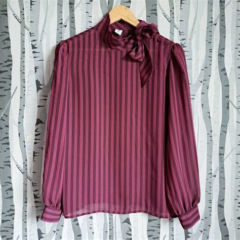 Gorgeous Vintage Pussy Bow Blouse S Purple Burgu Gem