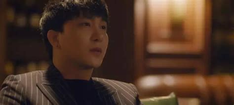 Thi U Gia Si M Hot Girl Ph Ng Tr M N Qu C A Cha Khi N Kh N Gi Nghi Ng I H I Ch N Rau