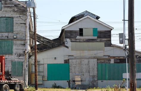 Conservatives Are Having an Epic Argument About Capitalism. Too Bad the