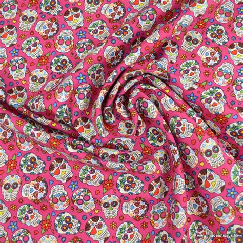 Tissu Popeline T Tes De Mort Calaveras Fond Fuchsia Oeko Tex