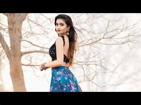 Deepika Pilli Bollywood Beautiful Hot Ass And Booty And Stills And Sanon And Goddess Hot Gand