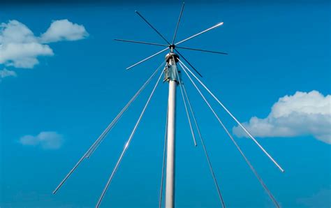 LEMM AT93 V8 Antenaescaner RX: 25 to 1,300 Mhz. TX:144-440-900-1290Mhz