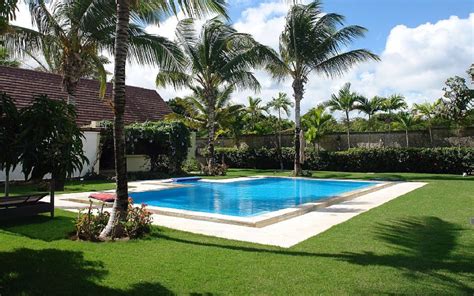 Fantasy Stars Club Sex Vacation At The Best Sex Resorts With Escort