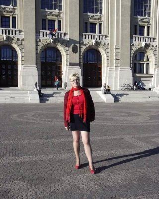 Short Haired Blonde Matures With Glasses Porn Pictures XXX Photos Sex Images Page