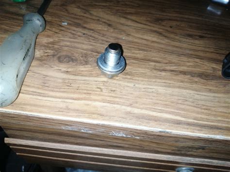 Сливной болт с магнитом для двс — Toyota Carina (7G), 1,8 л, 2001 года ...