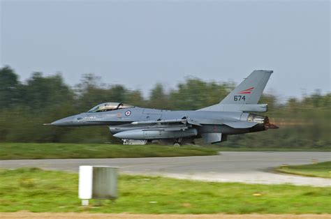 luftforsvaret general dynamics    bm fighting falcon