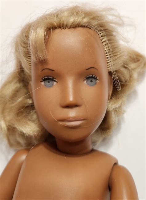 Vintage 1970s Sasha Doll Blonde Hair Blue Eyes Tan Skin Loose Joints Ebay