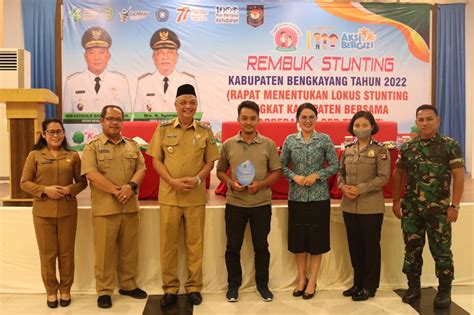 Wakil Bupati Bengkayang Drs H Syamsul Rizal Membuka Kegiatan Rembuk