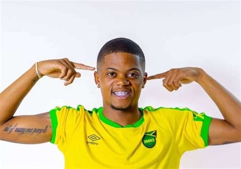 Reggae Boy Leon Bailey Signs Contract with Aston Villa - Nationwide 90FM