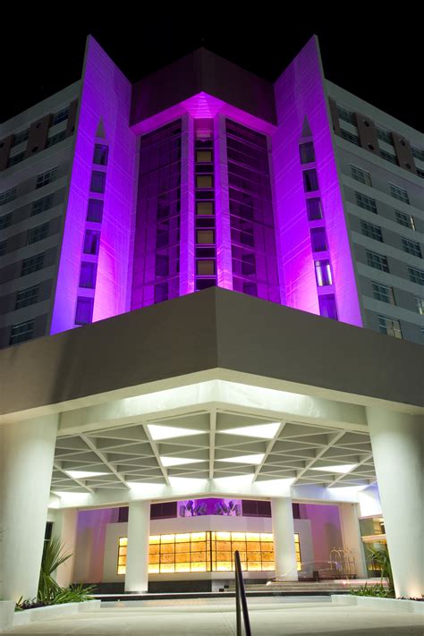 Paradise Found: ME Cancun | GOGO Vacations Blog