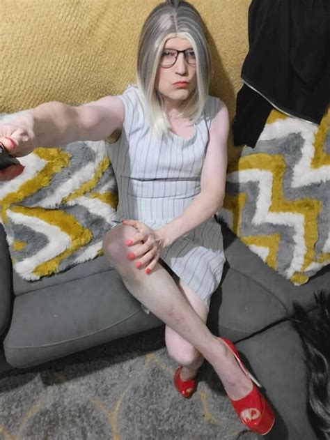 High Heels Mules Barefeet Red Toe Nails Anklets Toe Rings 19 Nude Pics XHamster