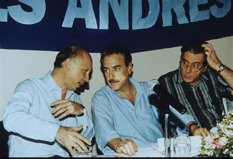 Con Rodrigo Lloreda y Carlos Holguín en Cali. Campaña 1998 - Andres