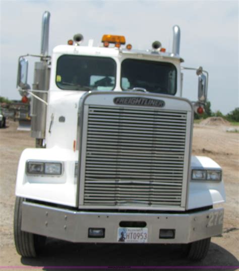 1987 Freightliner Flc 64t Semi Truck In Cushing Ok Item A4685 Sold Purple Wave