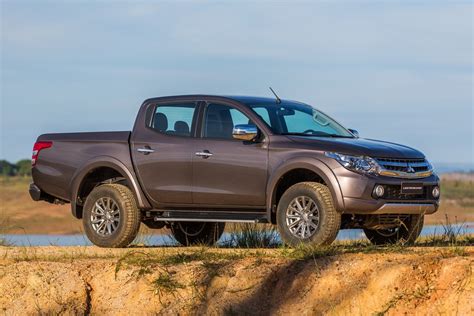 Mitsubishi L Triton Sport Ganha Novas Vers Es Na Linha Motor Show