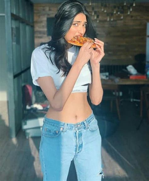 Pin By Angle1825 Angle1825 On Athiya Shetty Actress Hot Photoshoot Bollywood Celebrities