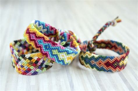 17 Friendship Bracelet Patterns