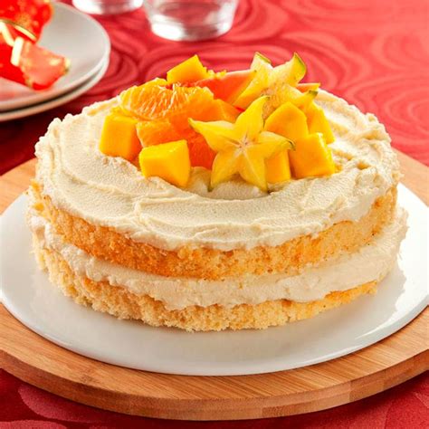 Naked Cake De Coco Chocolate Branco E Frutas Frescas A Revista Da Mulher