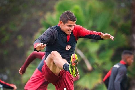 Aldo Corzo Con La Determinación De Que Universitario Logre El Clausura