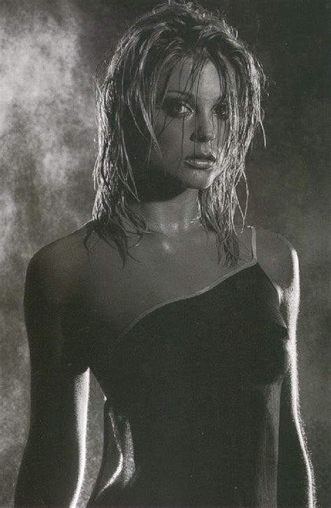 Naked Joyce De Troch Added By Gringojc