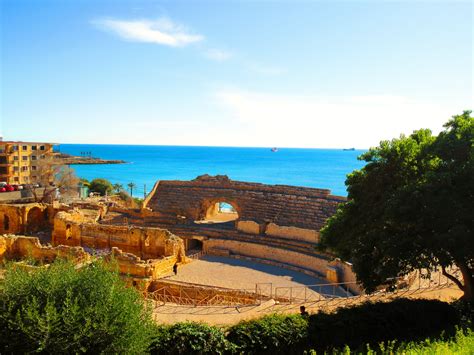 Roman ruins; Tarragona, Catalunya, Spain | Tarragona, Monument valley ...