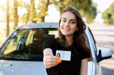 Nouveau Permis De Conduire Format Carte Comment Obtenir Gratuitement