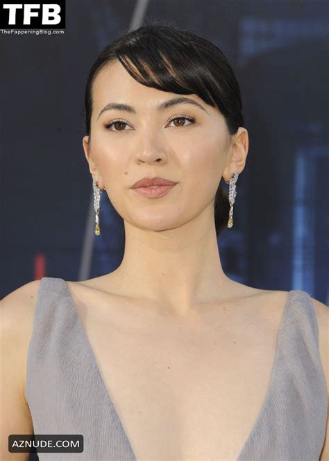 Jessica Henwick Sexy Seen Braless Flaunting Her Hot Tits On The Red Carpet At The Gray Man