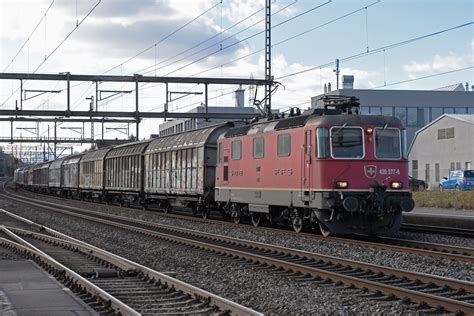 Re 420 277 6 durchfährt 07 02 2022 den Bahnhof Rupperswil Flickr