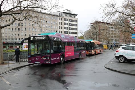 Icb Solaris Electric Wagen Am In Frankfurt Am Main Bus