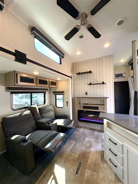 Escape RV Rental | Recreational Vehicle Rental