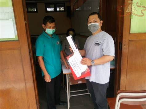 Apresiasi Yayasan Kepada Orang Tua Siswa Di Smp Waringin Sekolah