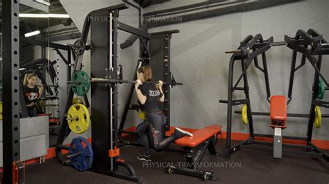 16-Сплит присед в смите нога на лавке on Vimeo