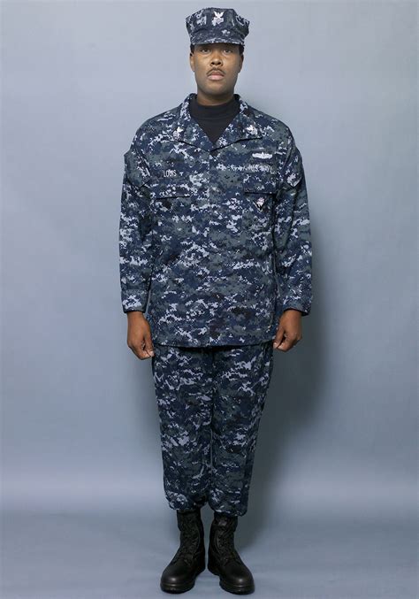 Navy Uniform Regulations 9