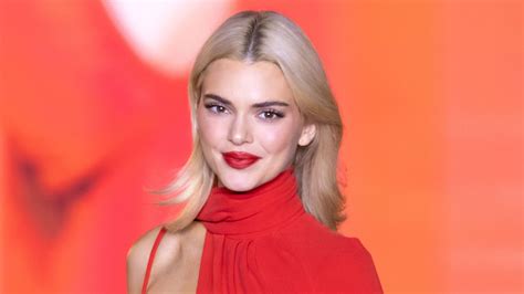 Kendall Jenner Ditched Old Money Blonde For A Beige Marilyn Bob At The Academy Museum Gala