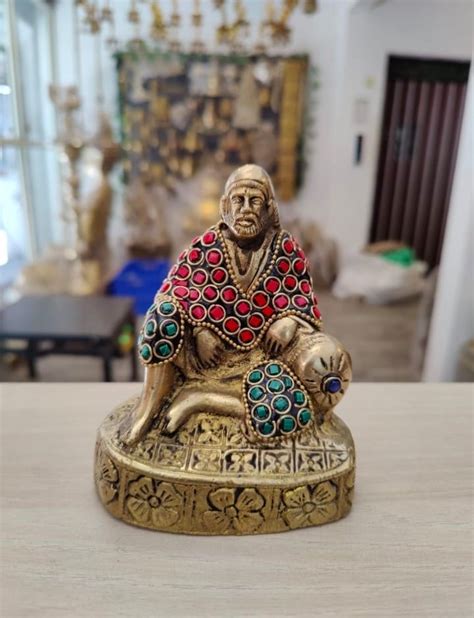 Brass Sai Baba Statue At 800 Piece Brass Sai Baba Murti In Aligarh