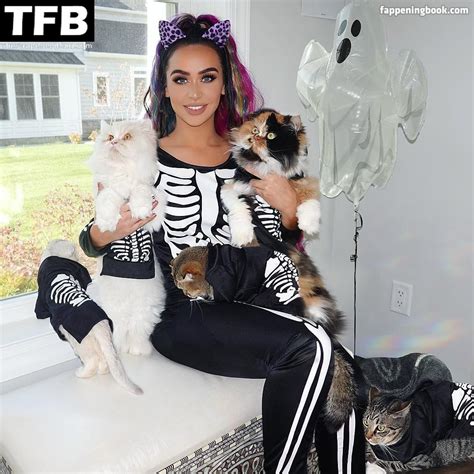 Carli Bybel Nude The Fappening Photo 2048774 FappeningBook