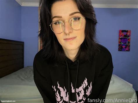 Annie Dro Annie Dro Nude OnlyFans Leaks Fappening FappeningBook